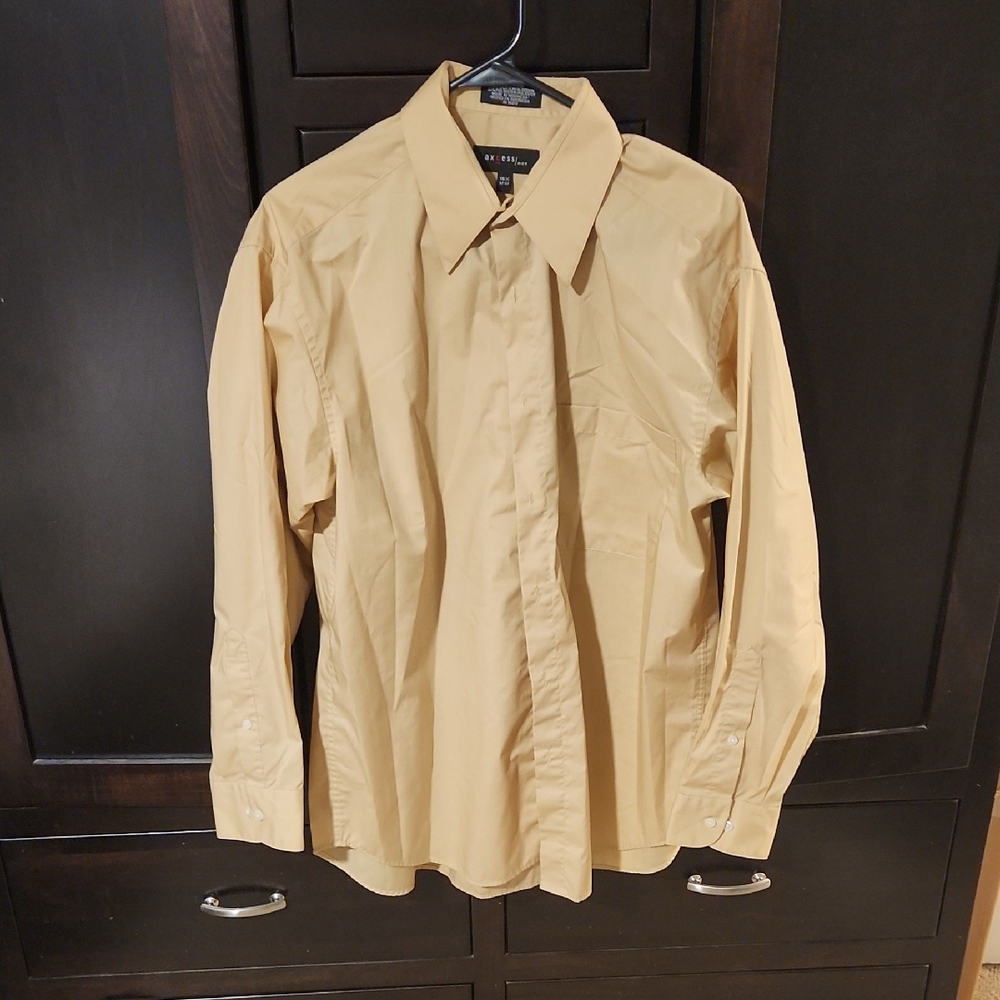 Axcess Men's Dress Shirt in Tan